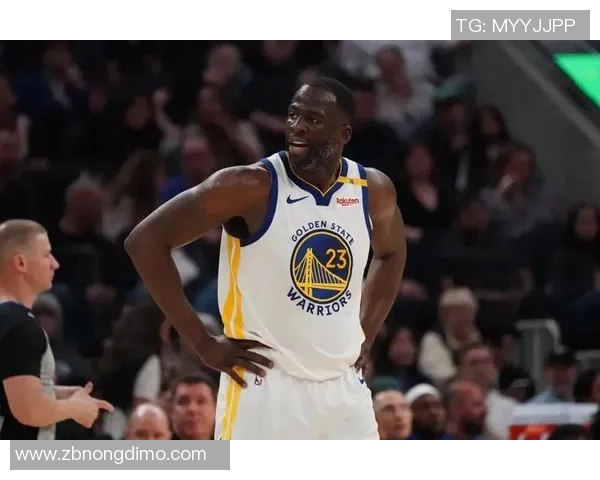 NBA官方MVP榜单字母哥居首，雄鹿惨败勇士28分印证德雷蒙德·格林预测，勇士团队配合碾压对手